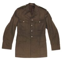 Casaco de uniforme usado