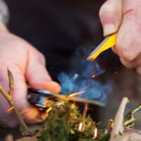 Fire steel e apito para signal LEATHERMAN INSTINTO MILITAR