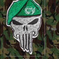 Bordado Punisher com boina para-quedista- instinto militar